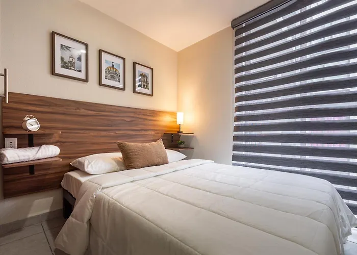 Apto A Pasos Del Gnp Y Aeropuerto Apartment